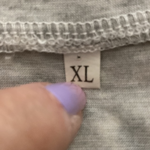 Friends Halloween T-Shirt with 8 Top Horror Stars. XL 26” Long x 23” PTP. - Picture 4 of 4